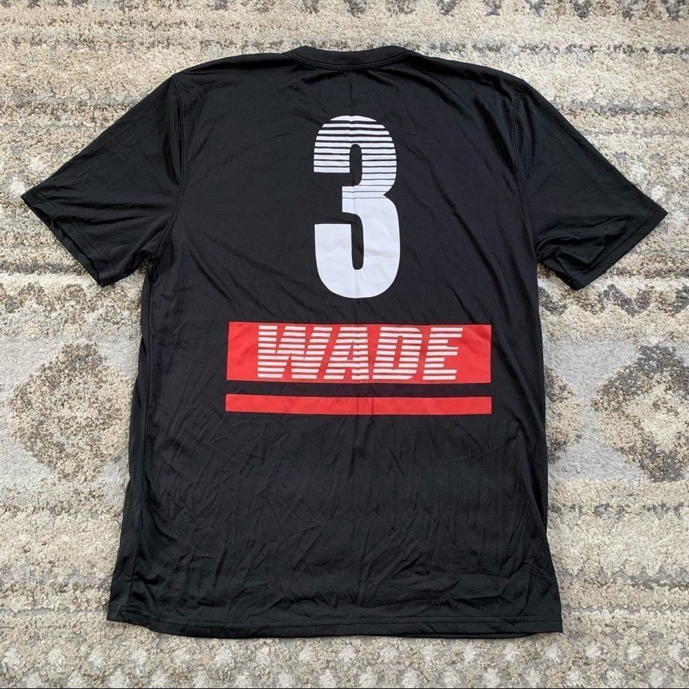 Chicago Bulls Dwyane Wade Jersey Shirt Large